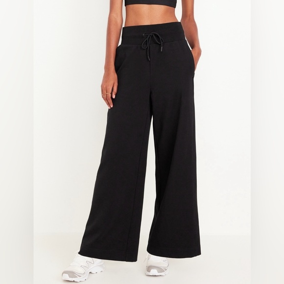 NWT! Black Dynamic Fleece Wide-Leg Pants - Size Small 💎 - Picture 1 of 9